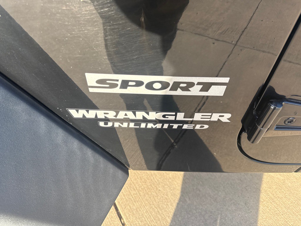 2017 Jeep Wrangler Unlimited Image 11