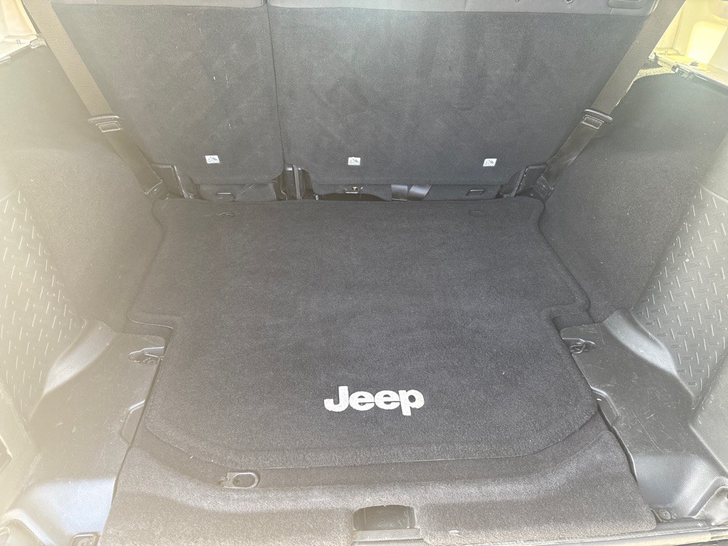 2017 Jeep Wrangler Unlimited Image 15