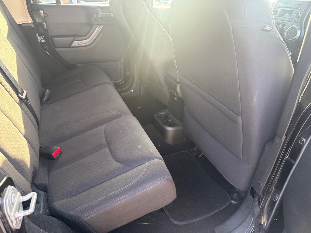 2017 Jeep Wrangler Unlimited Image 16