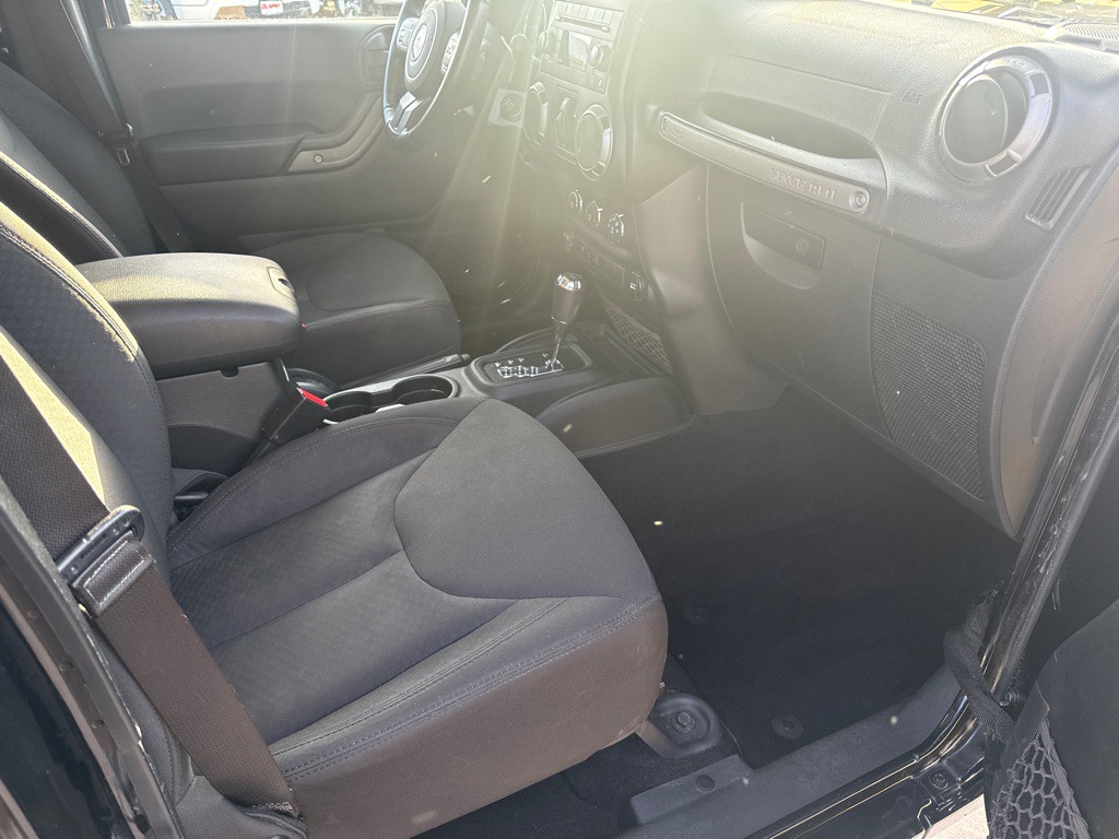 2017 Jeep Wrangler Unlimited Image 17