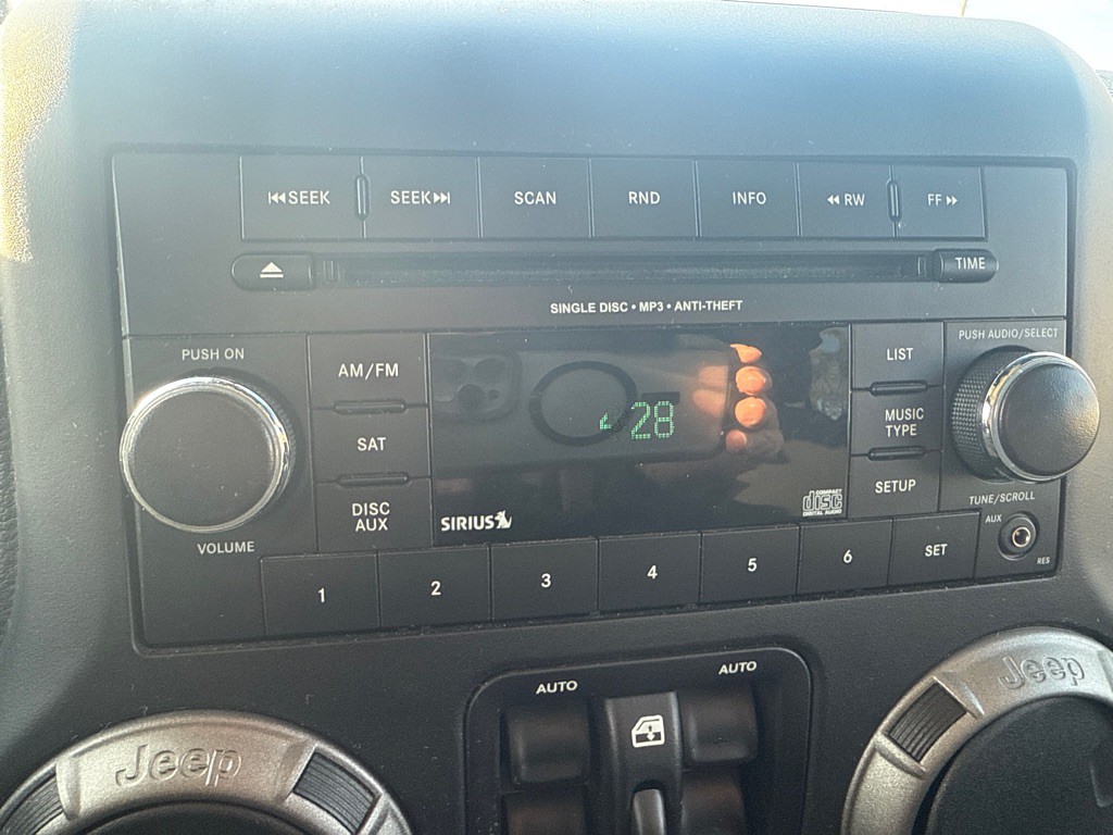 2017 Jeep Wrangler Unlimited Image 20