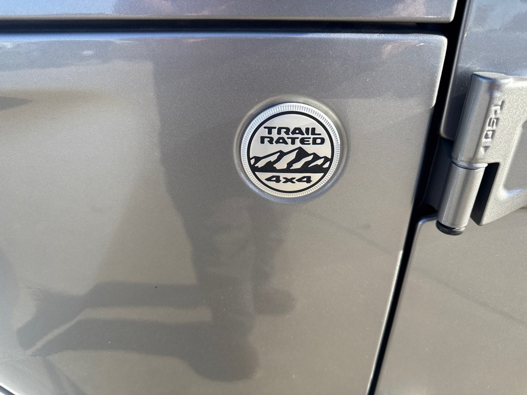 2021 Jeep Gladiator Image 12