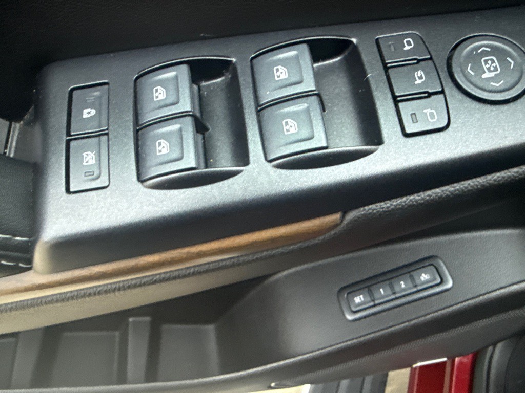 2018 GMC Yukon Image 24