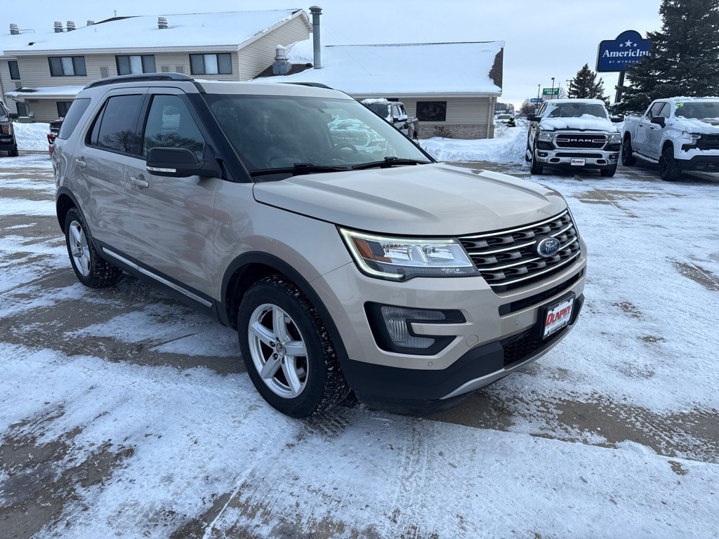 2017 Ford Explorer Image 7