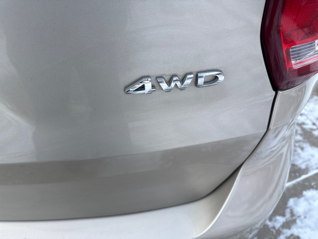 2017 Ford Explorer Image 12