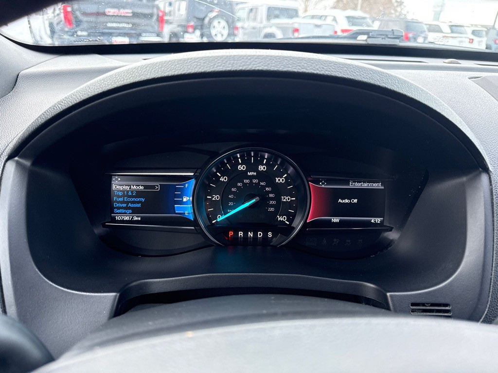 2017 Ford Explorer Image 25