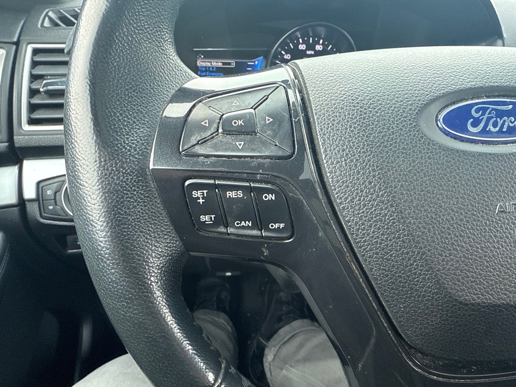 2017 Ford Explorer Image 26