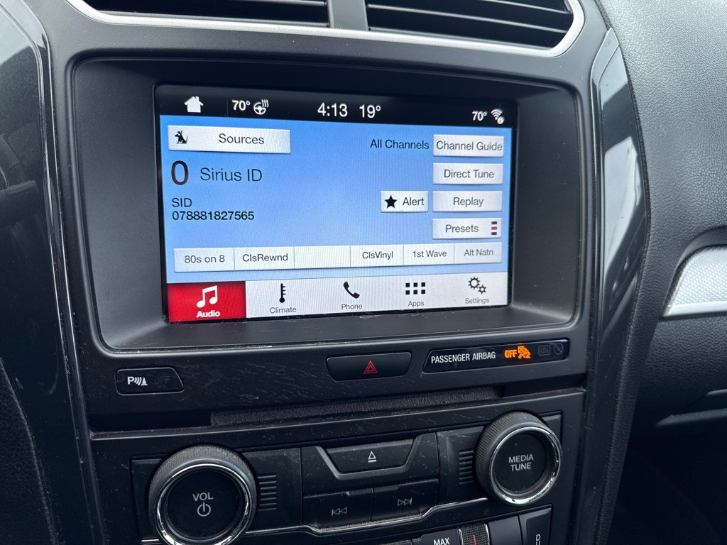 2017 Ford Explorer Image 30