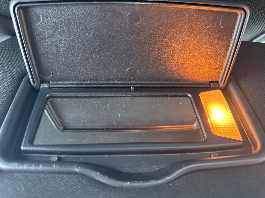 2017 Ford Explorer Image 38