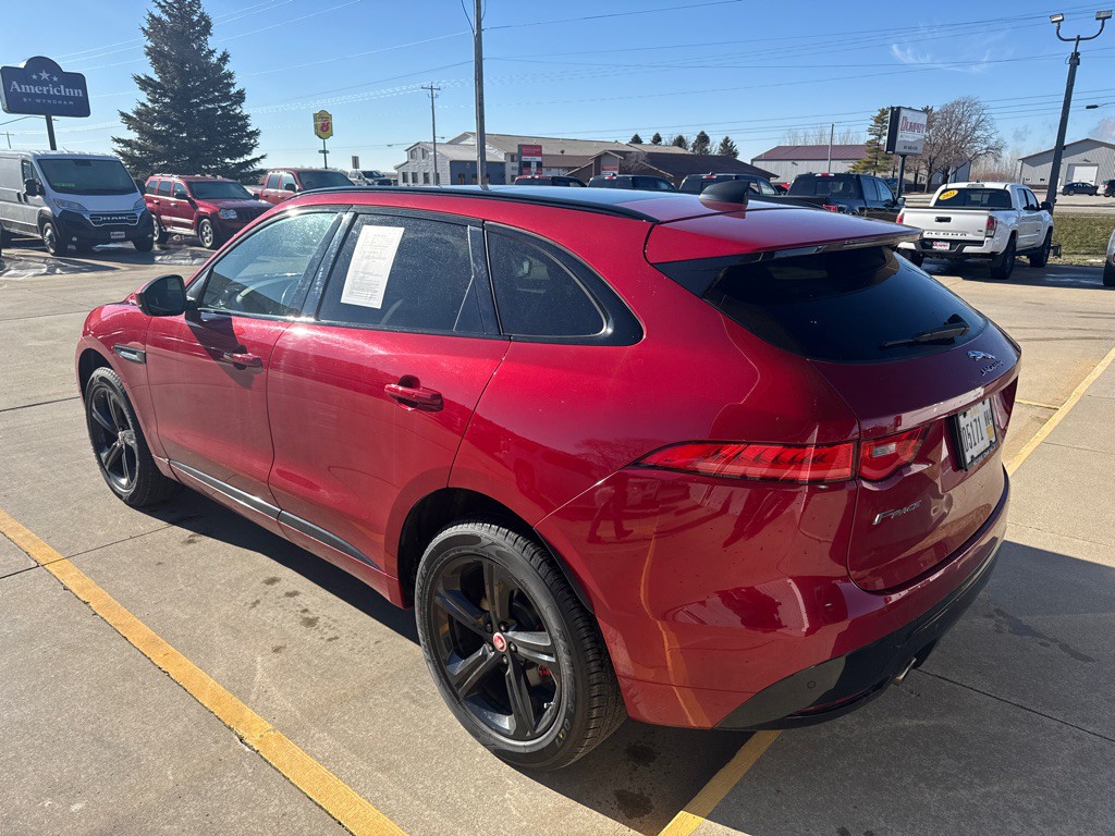 2020 Jaguar F-PACE Image 3