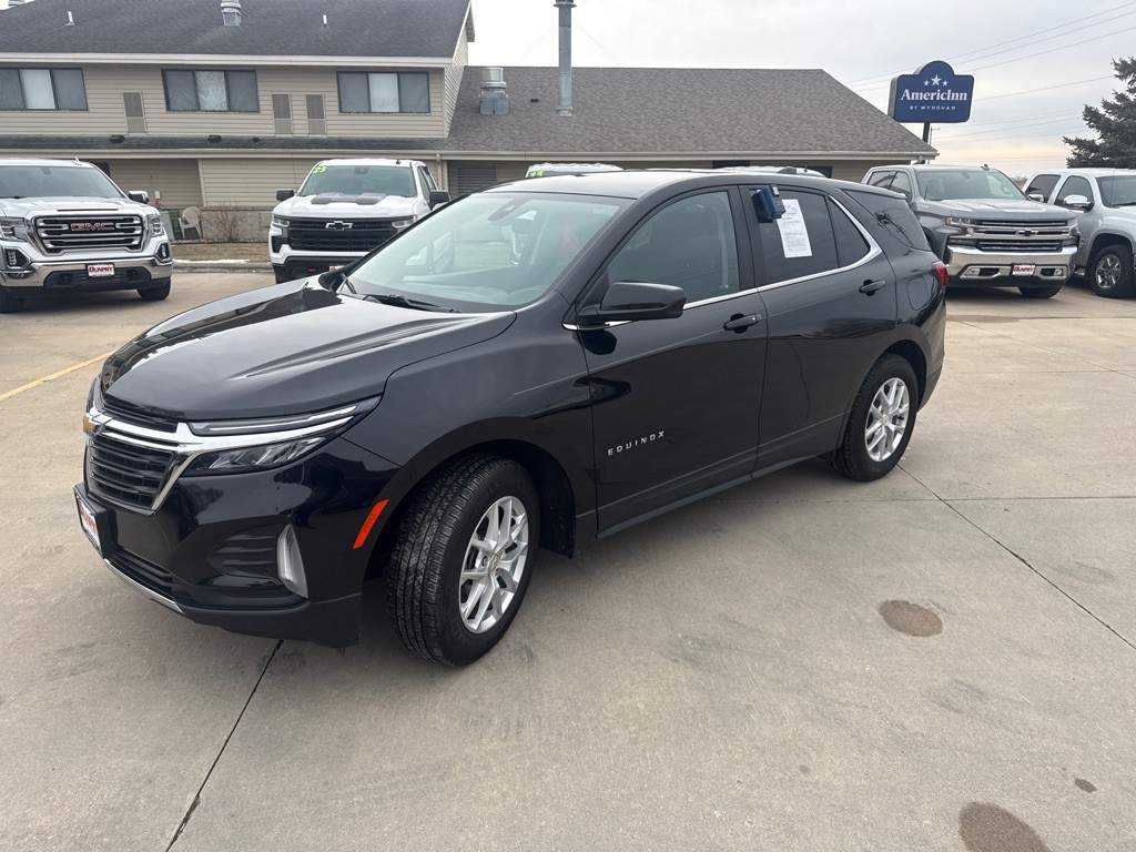 2022 Chevrolet Equinox Image 1