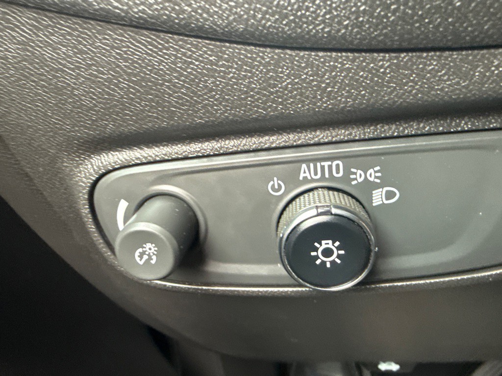 2022 Chevrolet Equinox Image 31