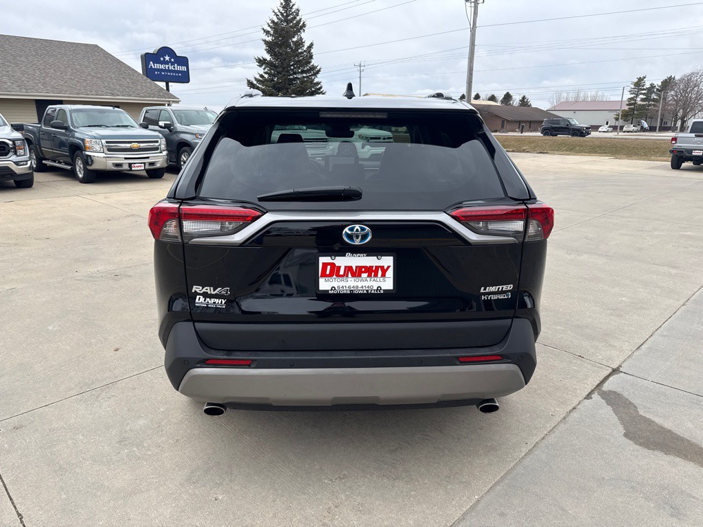 2024 Toyota Rav4 Image 4