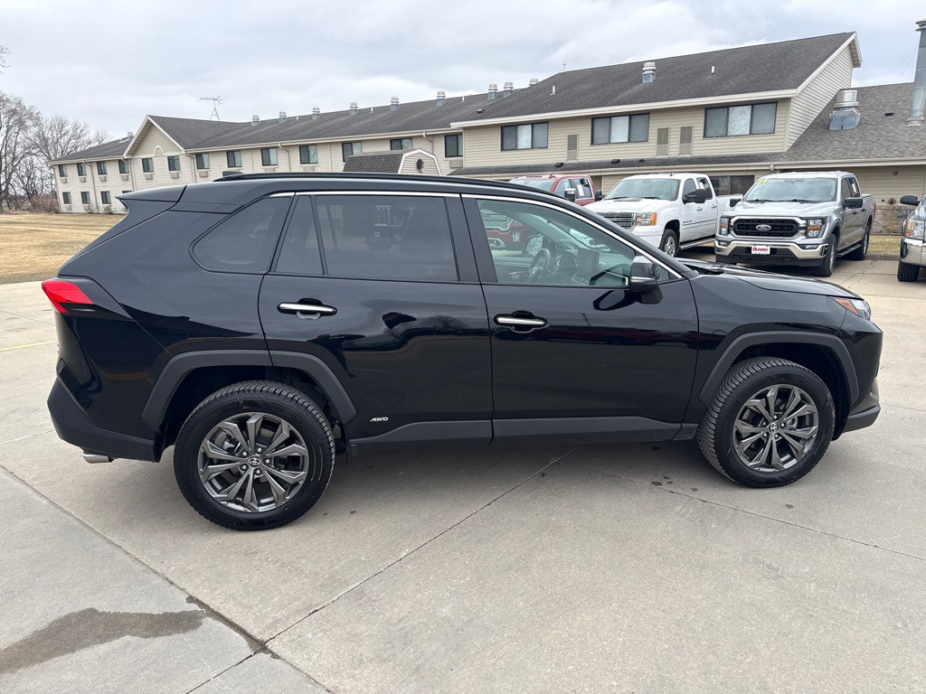 2024 Toyota Rav4 Image 6