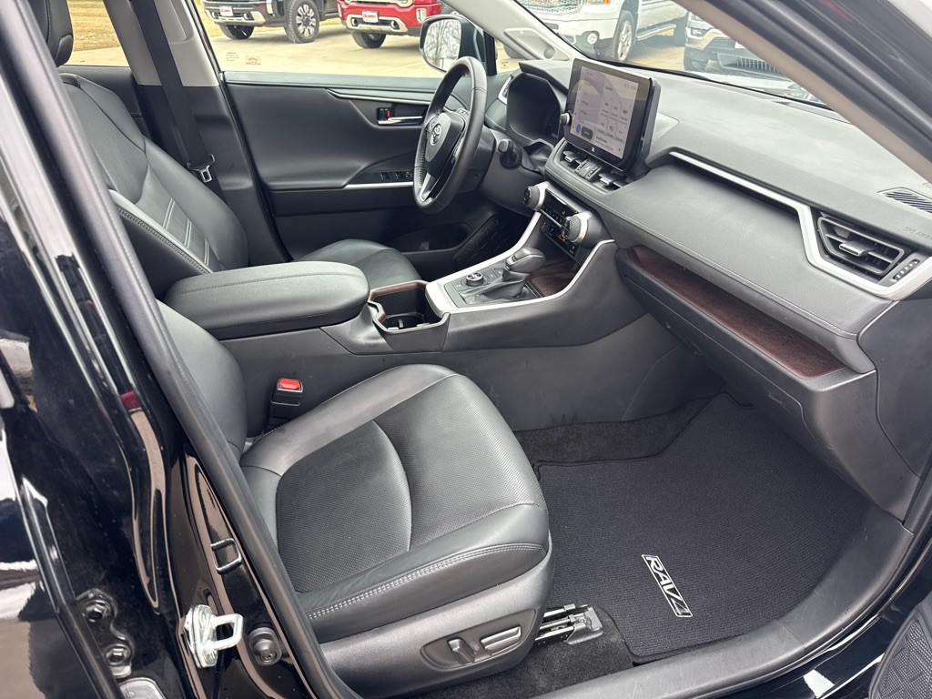 2024 Toyota Rav4 Image 22