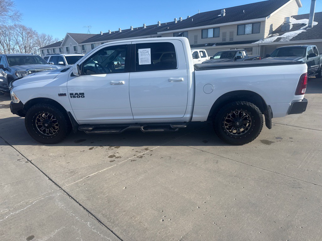 2014 RAM 1500 Image 2