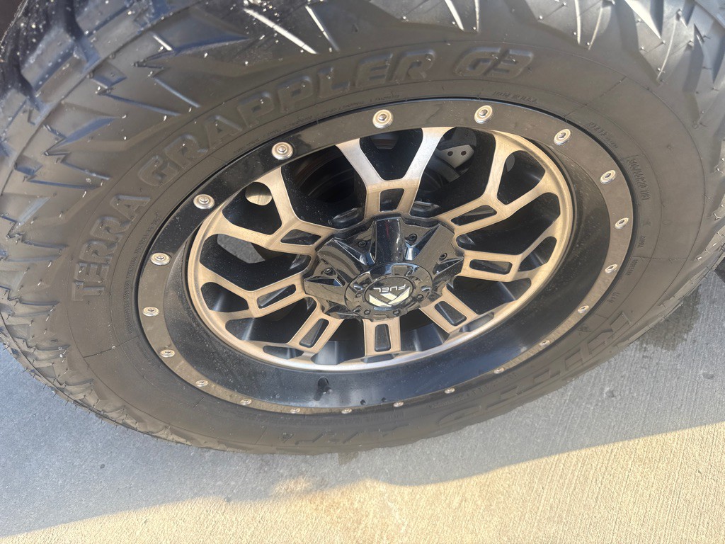 2014 RAM 1500 Image 9