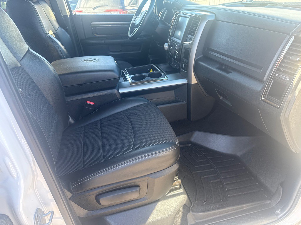 2014 RAM 1500 Image 18