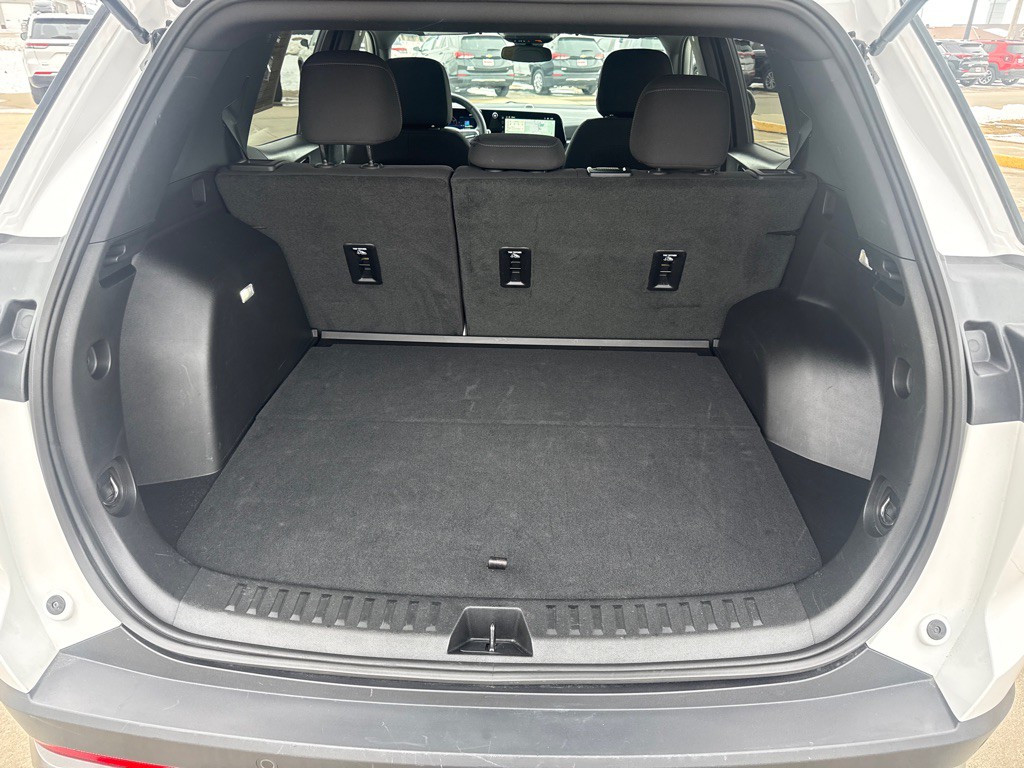 2026 Chevrolet Equinox Image 12