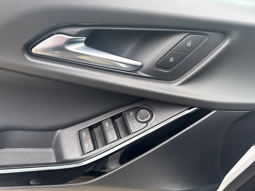 2026 Chevrolet Equinox Image 18