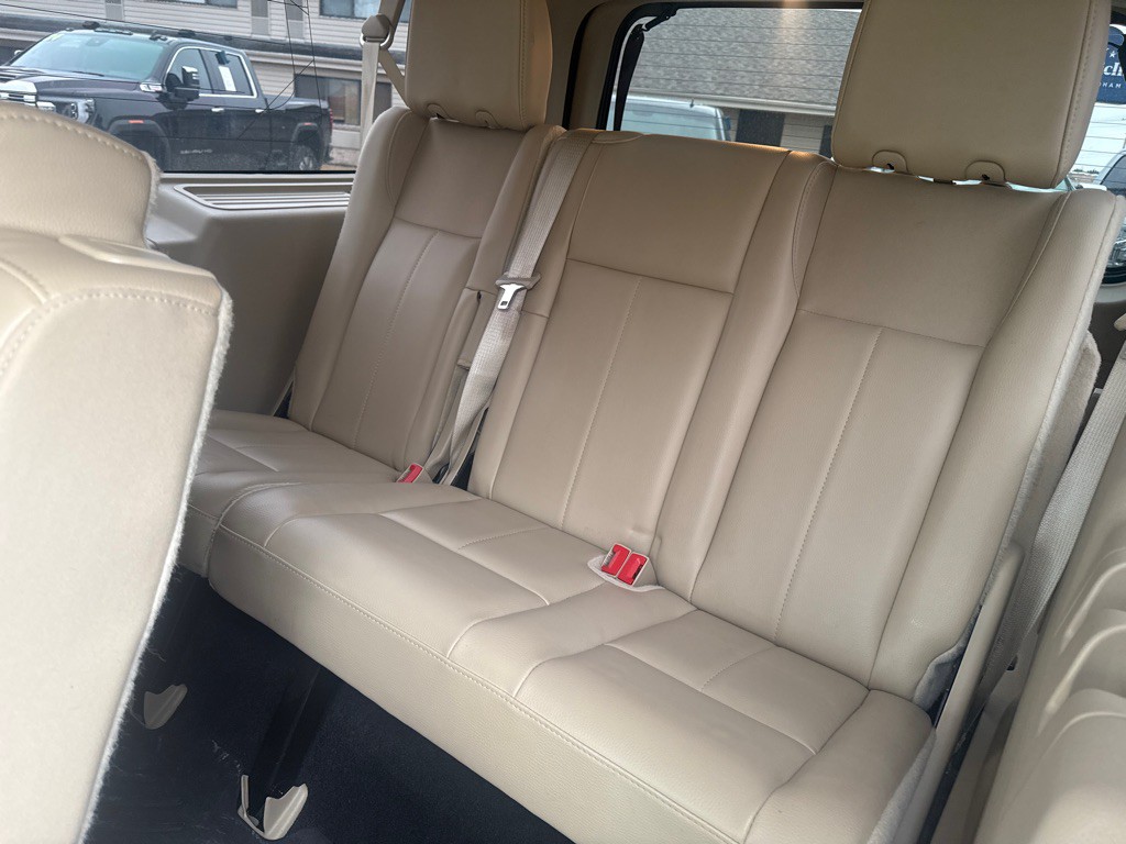 2017 Ford Expedition Image 9