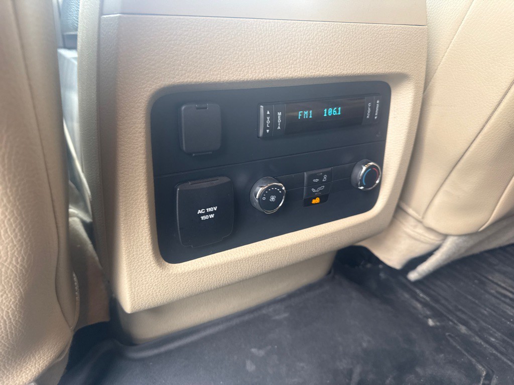 2017 Ford Expedition Image 11