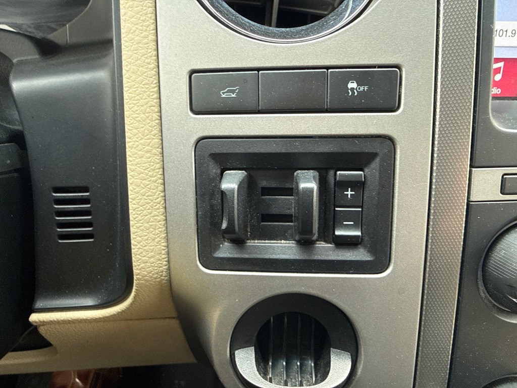 2017 Ford Expedition Image 23