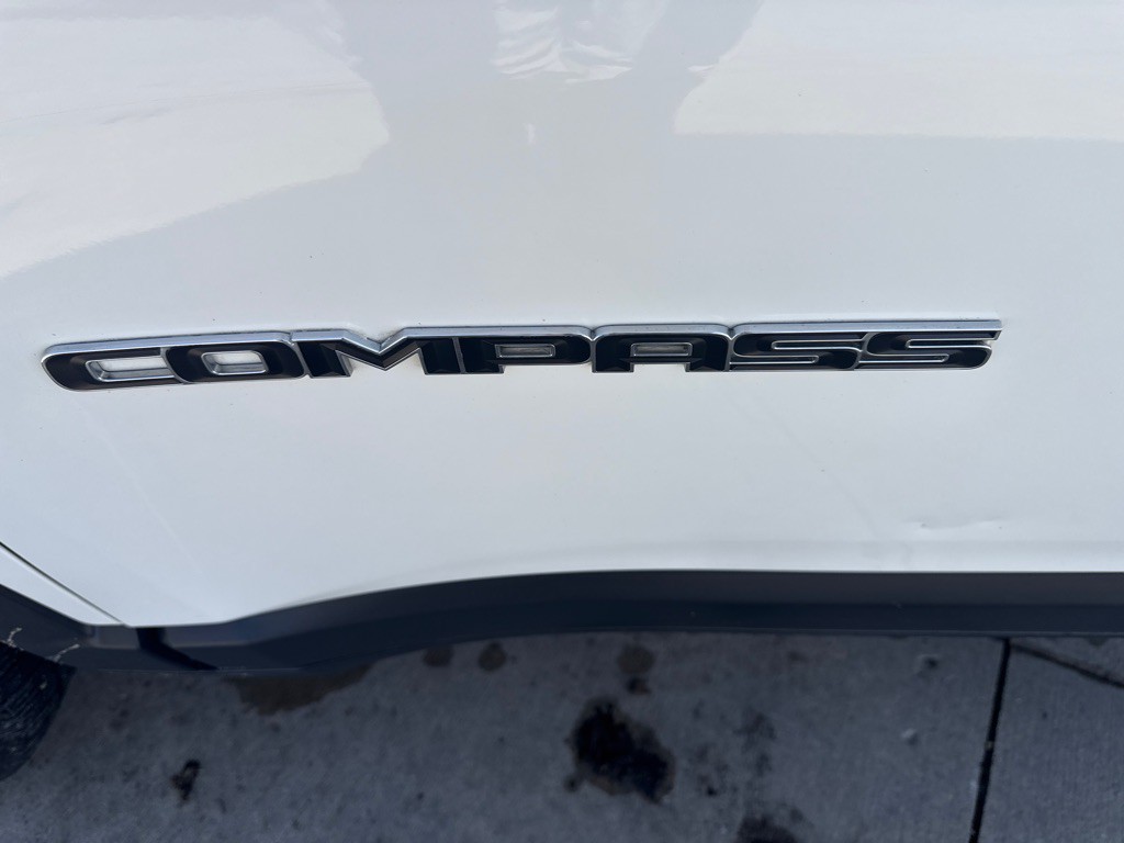 2019 Jeep Compass Image 11