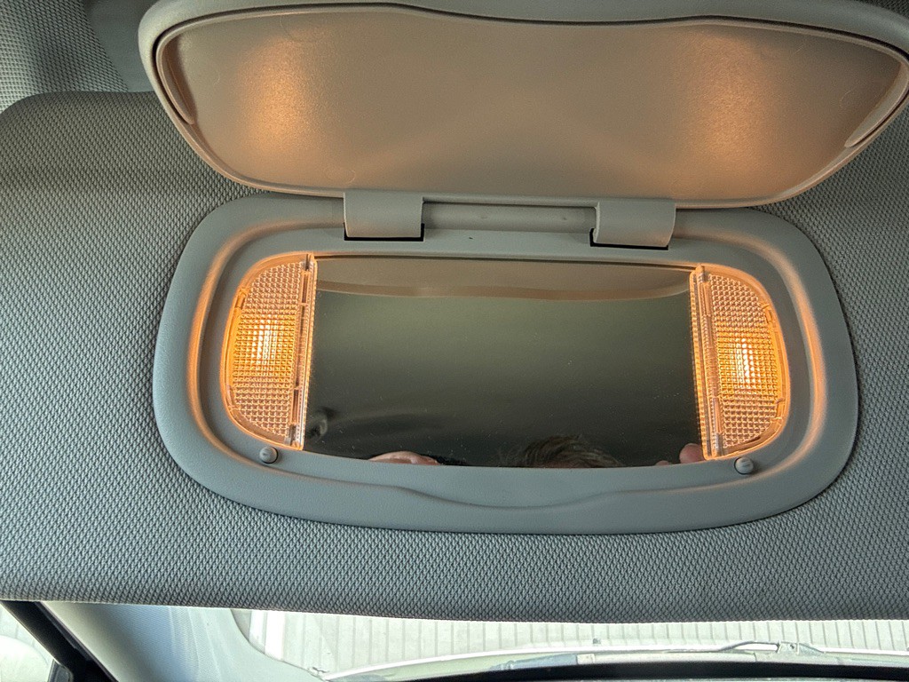 2019 Jeep Compass Image 30