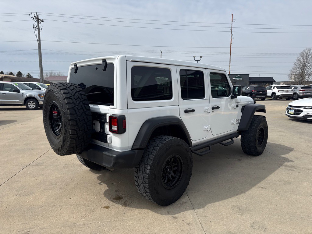 2021 Jeep Wrangler Unlimited Image 5