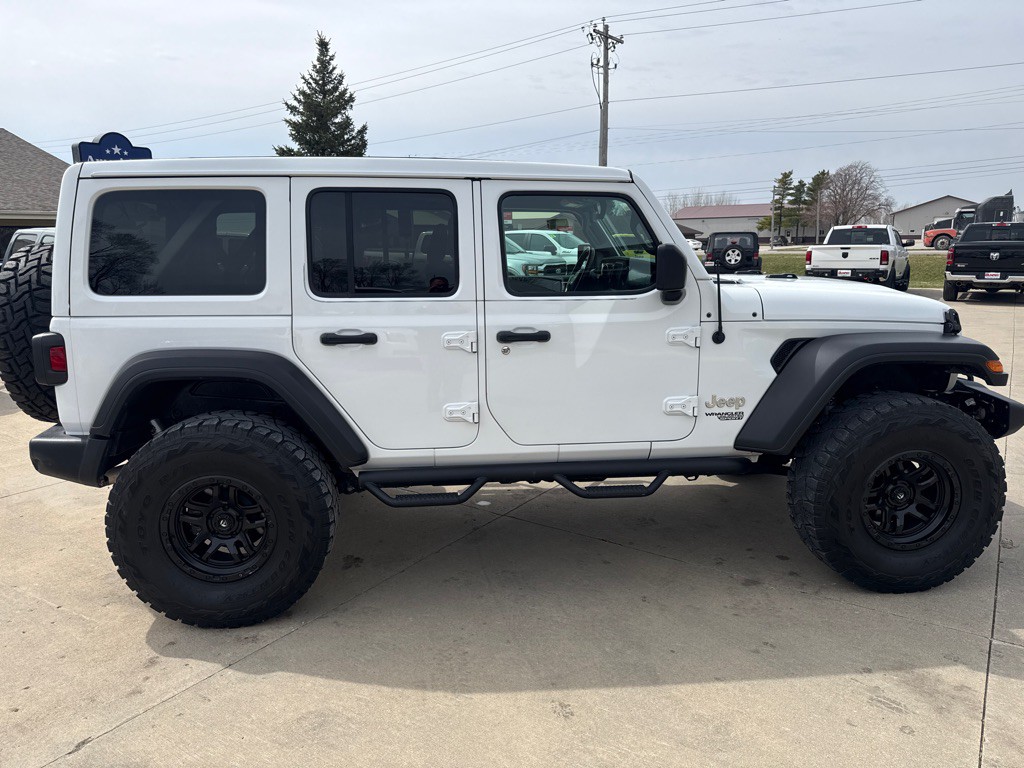 2021 Jeep Wrangler Unlimited Image 6