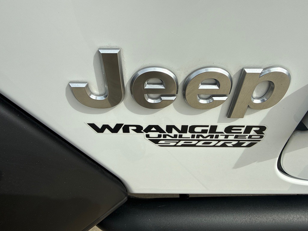 2021 Jeep Wrangler Unlimited Image 11