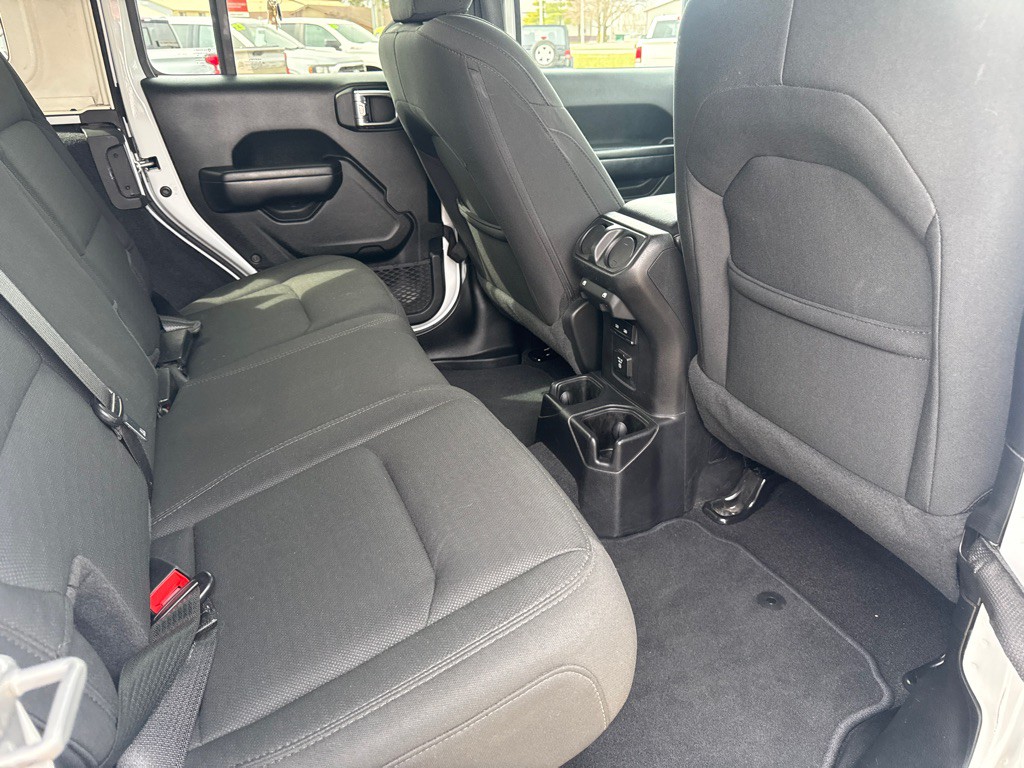 2021 Jeep Wrangler Unlimited Image 16