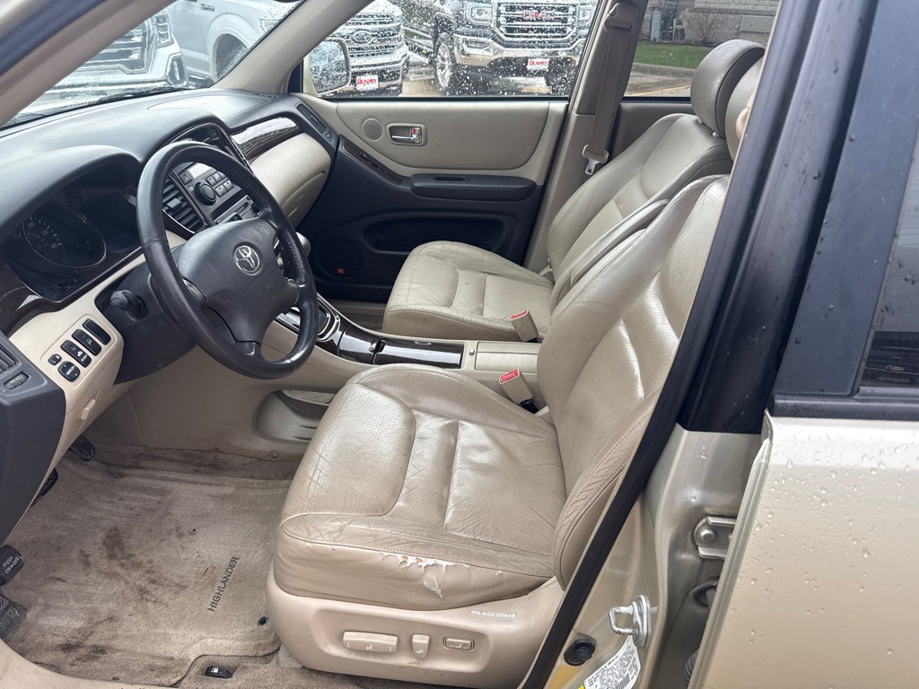 2003 Toyota Highlander Image 16