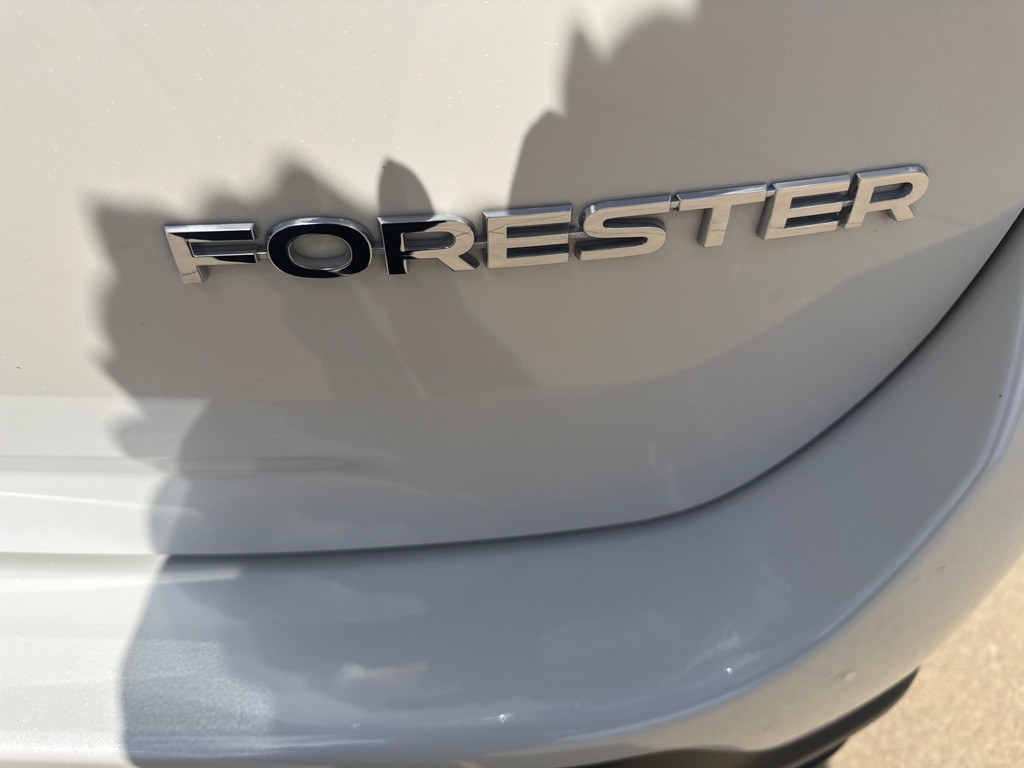 2024 Subaru Forester Image 12