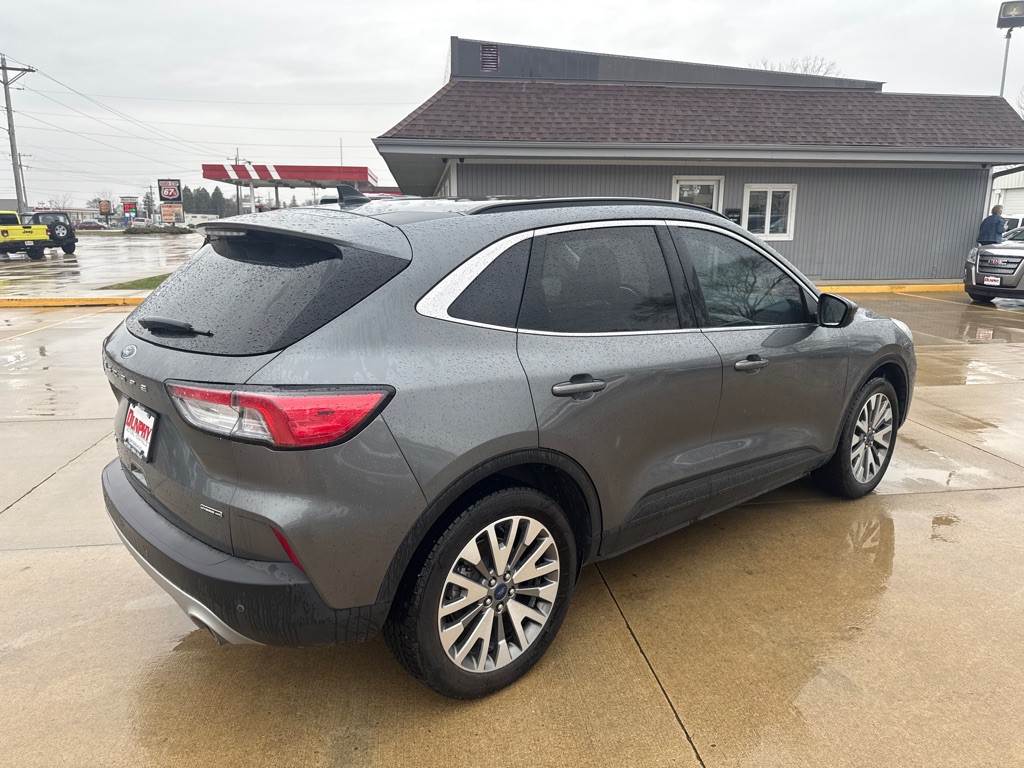 2022 Ford Escape Image 5