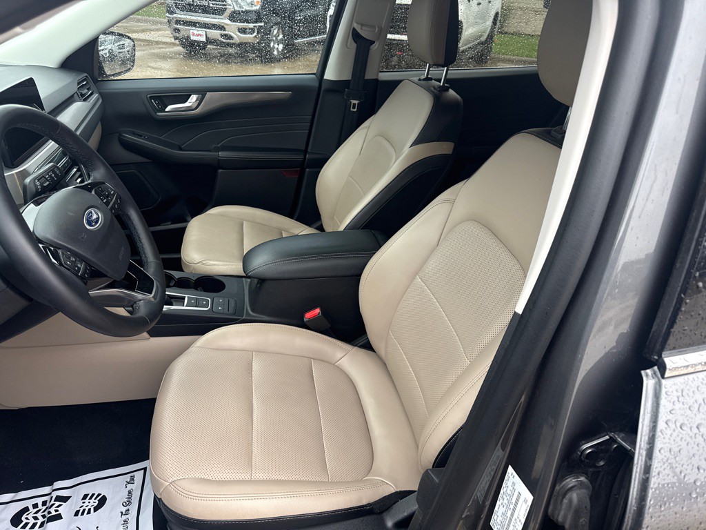 2022 Ford Escape Image 17