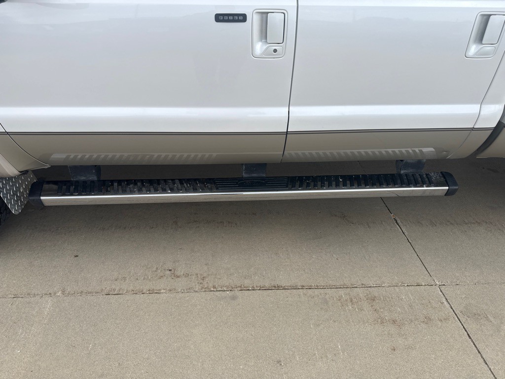 2010 Ford F-350 Image 11