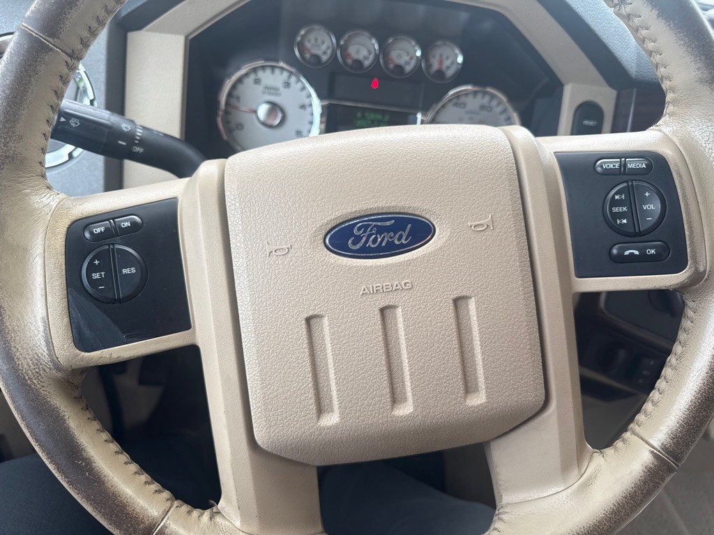 2010 Ford F-350 Image 29