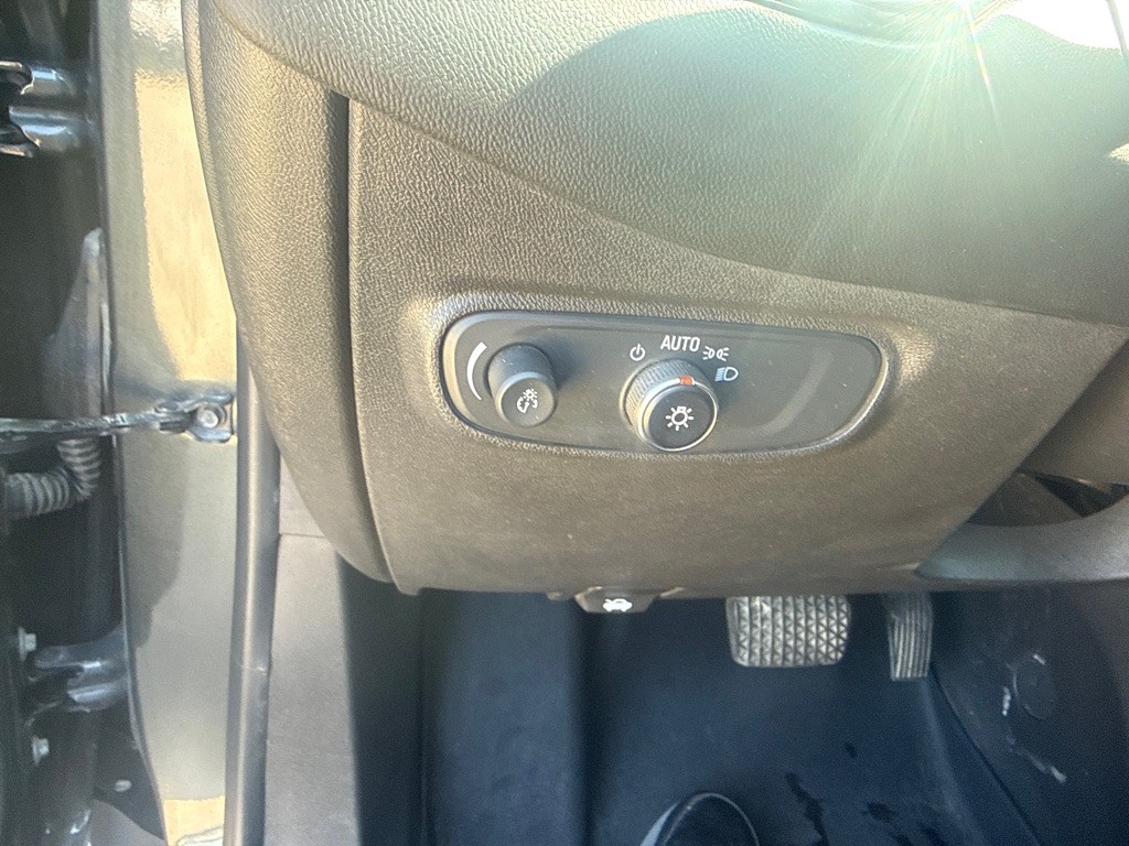 2019 Chevrolet Equinox Image 23