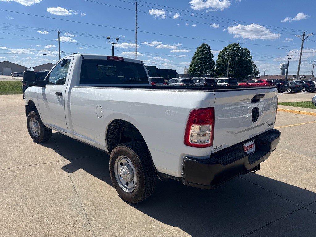 2024 RAM 2500 Image 3