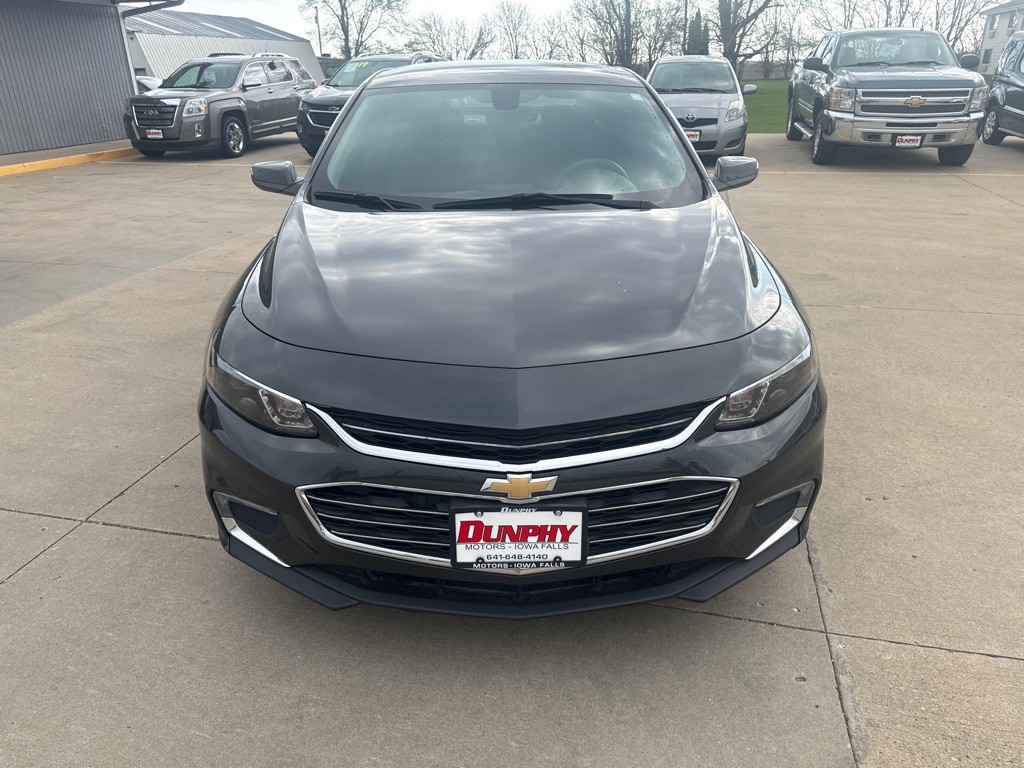 2017 Chevrolet Malibu Image 8