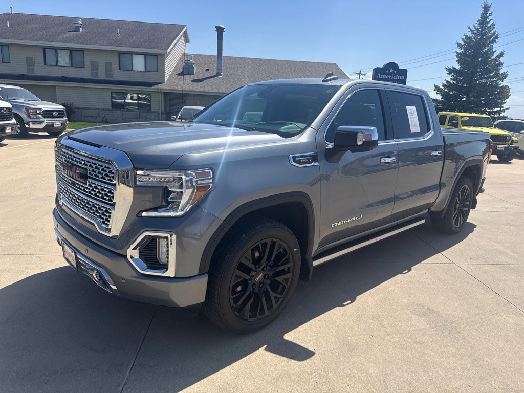 2022 GMC Sierra Image 1