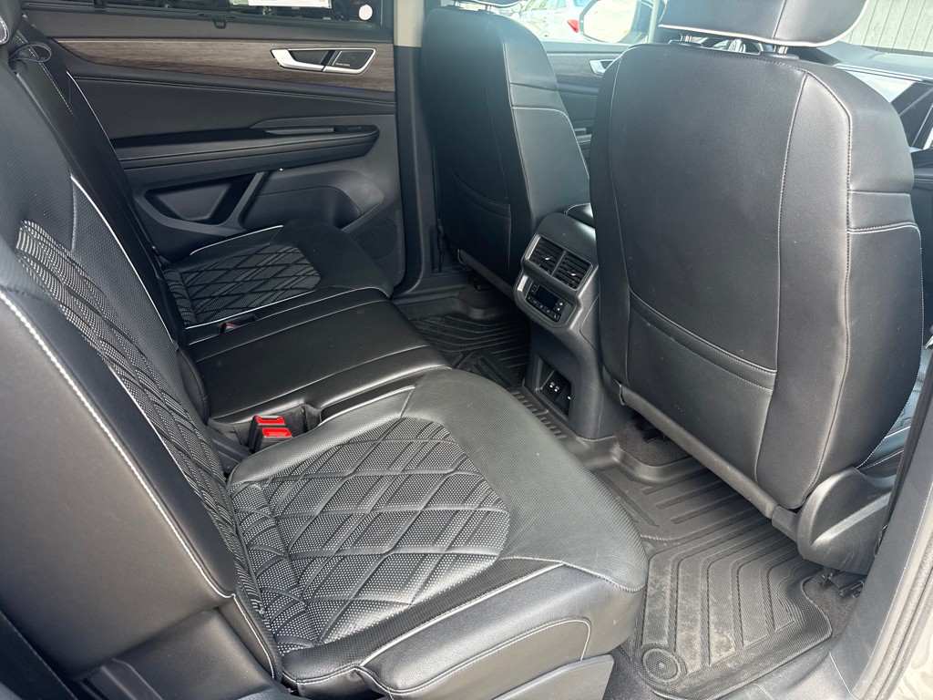 2024 Volkswagen Atlas Image 21