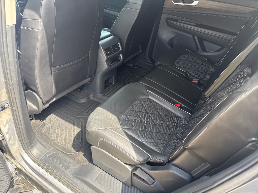 2024 Volkswagen Atlas Image 25