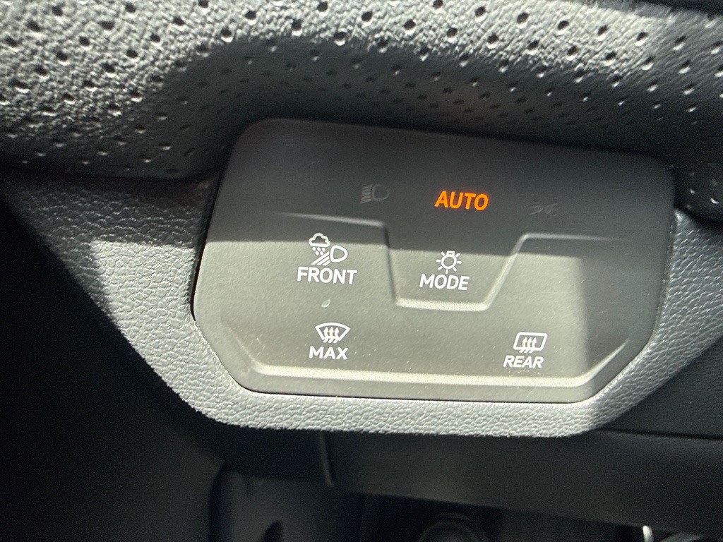 2024 Volkswagen Atlas Image 32