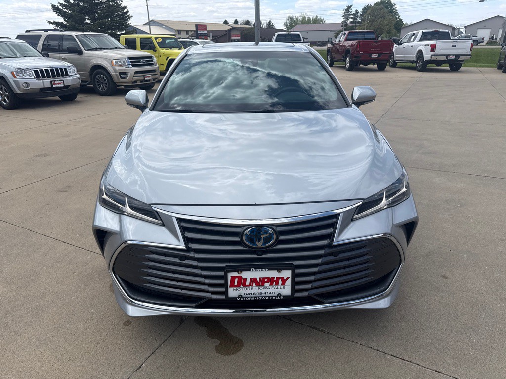 2021 Toyota Avalon Image 8
