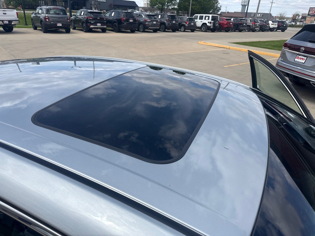 2021 Toyota Avalon Image 19