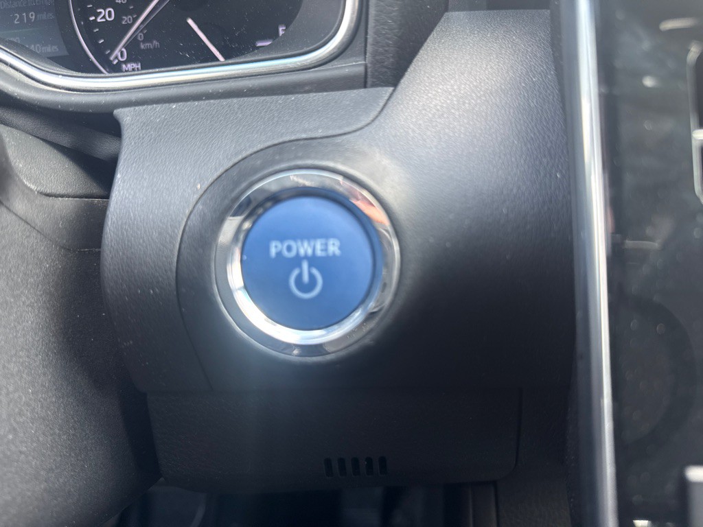 2021 Toyota Avalon Image 30