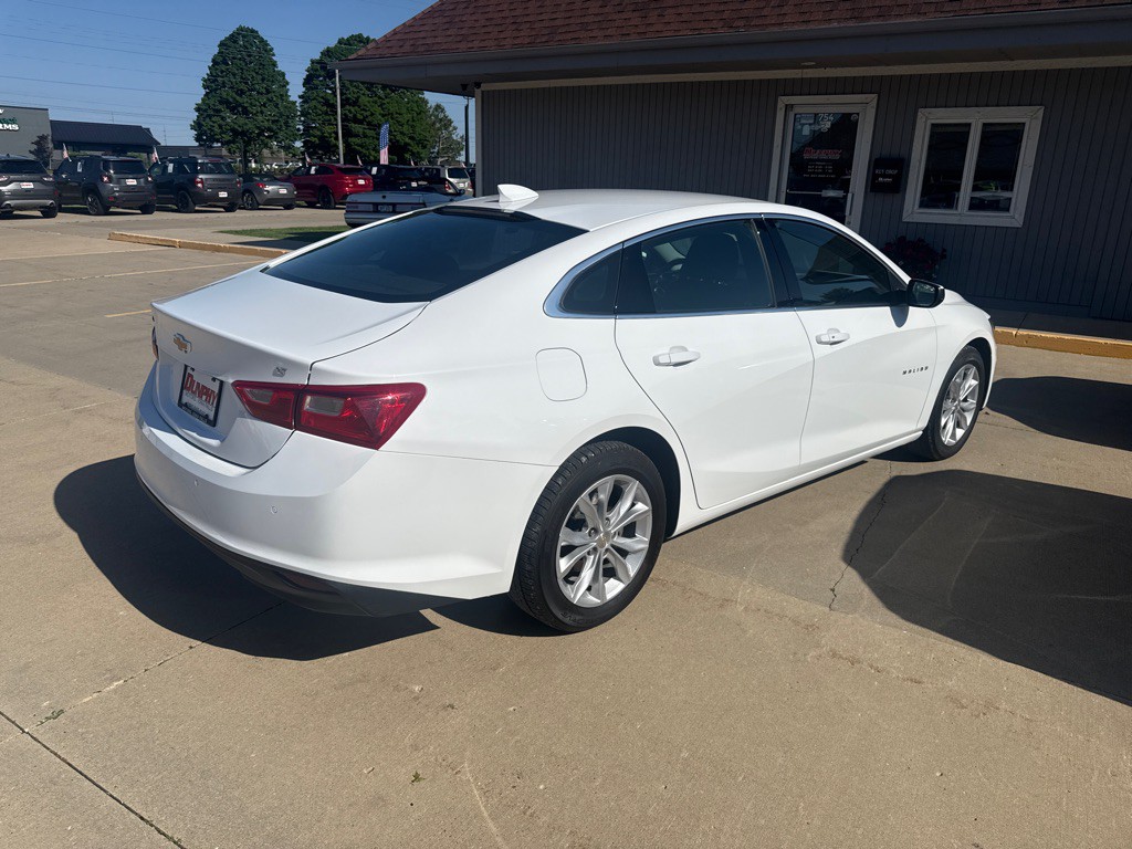 2025 Chevrolet Malibu Image 5